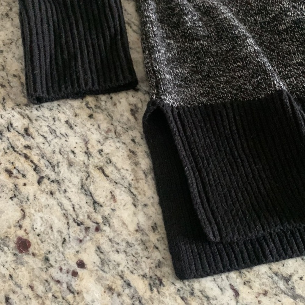 Halogen Women’s Medium Black & Gray Long Sleeve Sweater - Picture 7 of 8